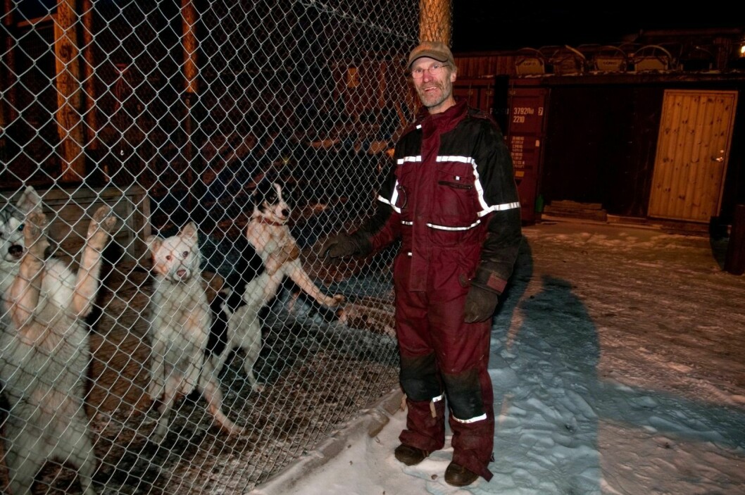 Karl Våtvik har bodd lenge på Svalbard og har lang erfaring med isbjørn.