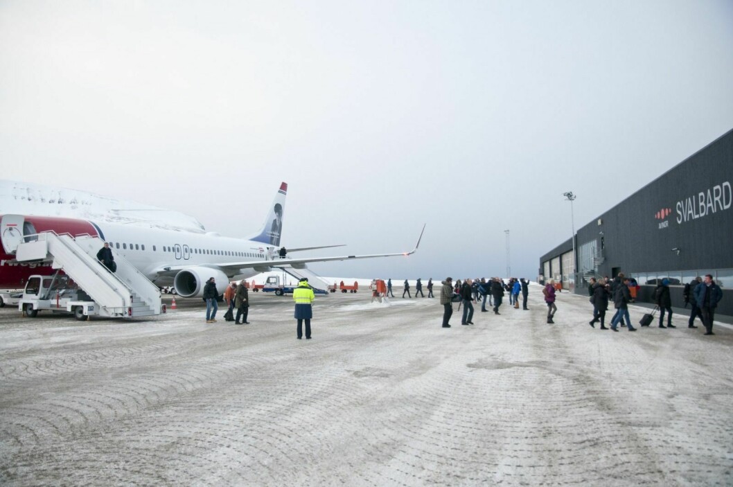 MER NORMALT: Trafikken ved Svalbard lufthavn kommer snart ett skritt nærmere en normal driftssituasjon.