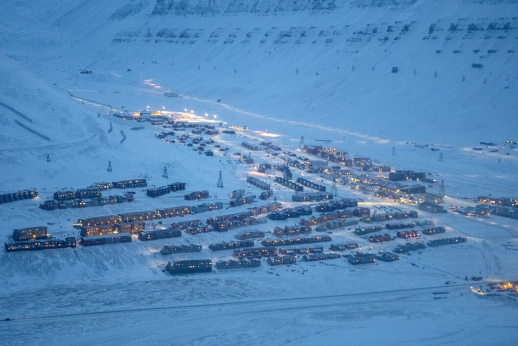 BEFOLKNINGSØKNING: Inkludert Barentsburg og Hornsund er vi snart 3.000 innbyggere på øygruppen. BEFOLKNINGSØKNING: Inkludert Barentsburg og Hornsund er vi snart 3.000 innbyggere på øygruppen.