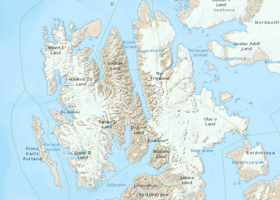 Personene gikk nordover på Spitsbergen.