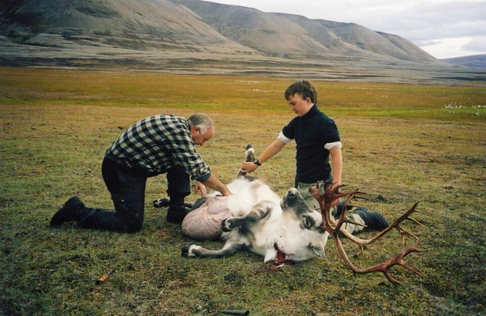 Svalbardrein er en av åtte jaktbare arter på Svalbard. De senere årene er det felt mellom 190 og 200 dyr årlig. Svalbardrein er en av åtte jaktbare arter på Svalbard. De senere årene er det felt mellom 190 og 200 dyr årlig.