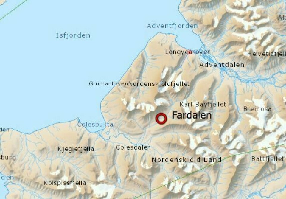 Skutervelten skjedde nederst i Fardalen, noen kilometer sør for Longyearbyen.