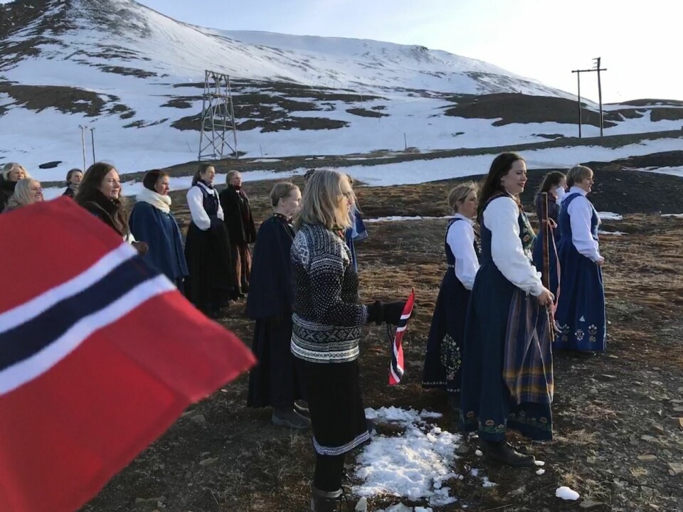 Festforestillingen i kulturhuset skal sendes direkte, men uten publikum i salen. Noen opptak er gjort på forhånd, av blant andre korene. Her er det Tundradundrene som blir filmet.