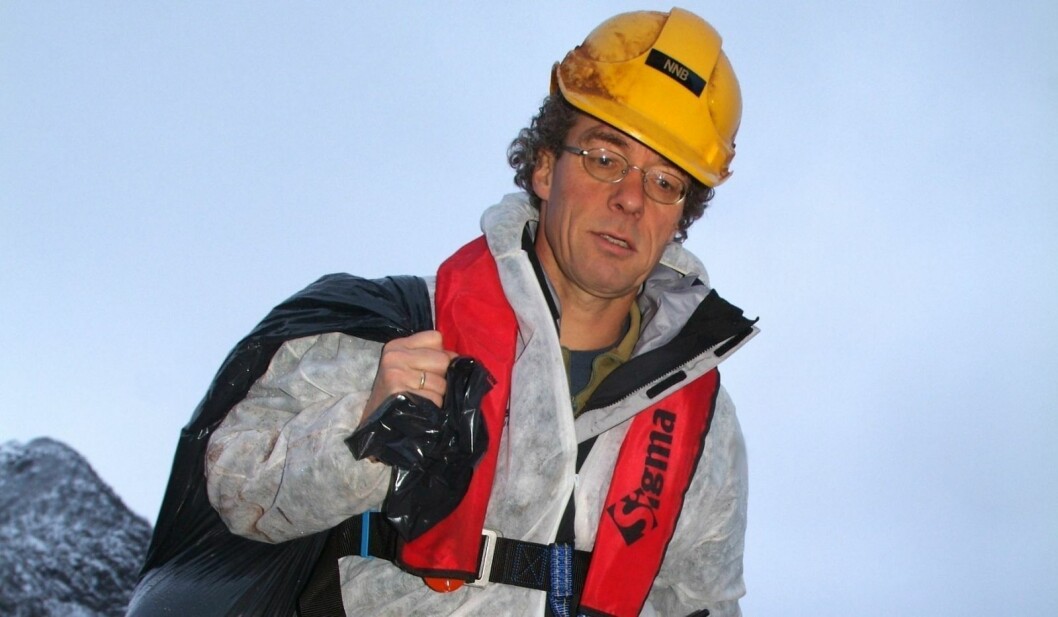 DAGLIG LEDER: Rasmus Hansson i Handelens Miljøfond, som etter 1. juni gir en halv million kroner til tiltak mot plastforurensning på Svalbard. DAGLIG LEDER: Rasmus Hansson i Handelens Miljøfond, som etter 1. juni gir en halv million kroner til tiltak mot plastforurensning på Svalbard.