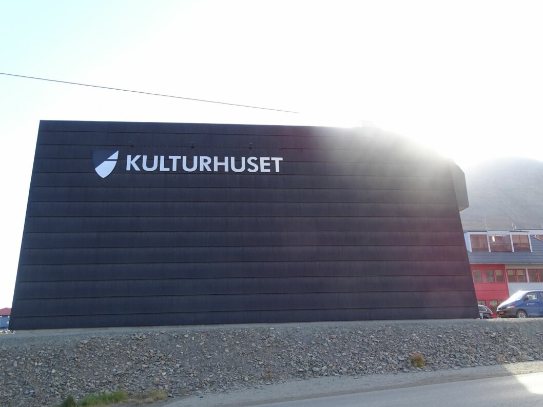 LYS OG VARME: Sommersola foreslås brukt til å lage strøm til grunnkjølingen under Kulturhuset og Næringsbygget. LYS OG VARME: Sommersola foreslås brukt til å lage strøm til grunnkjølingen under Kulturhuset og Næringsbygget.