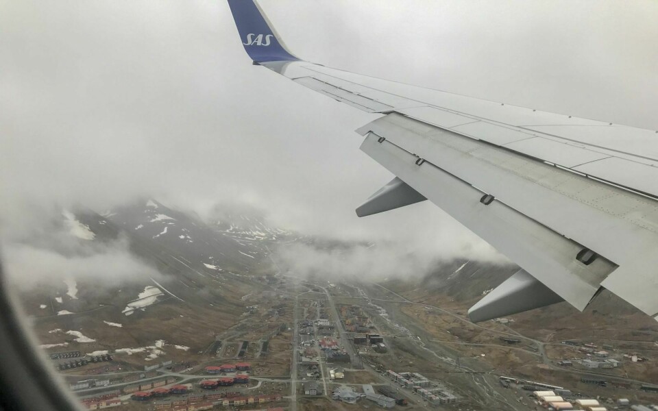 SAS og Norwegian skal fly mellom Tromsø og Longyearbyen én gang daglig, seks dager i uken, frem til jul.
