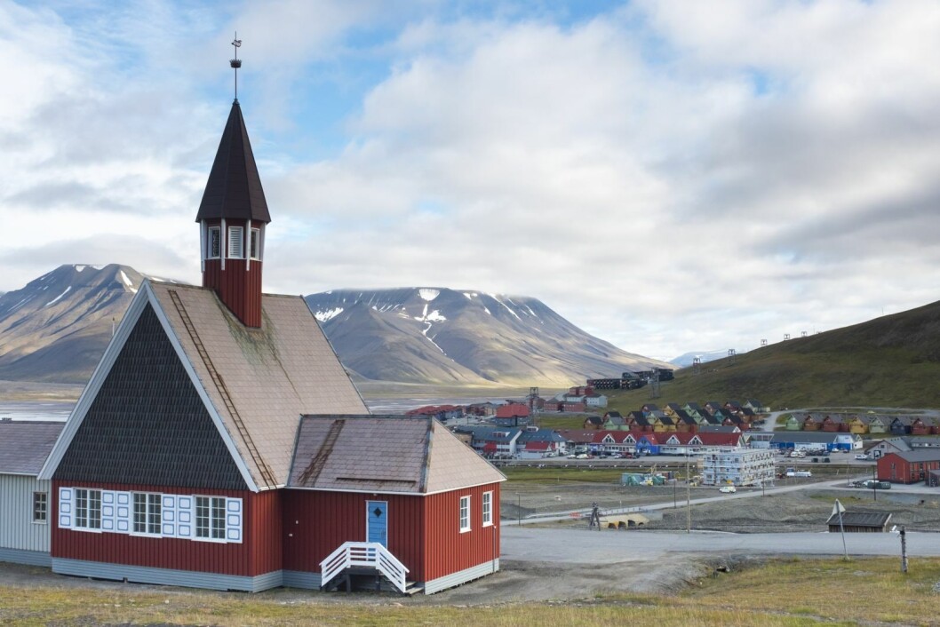 Svalbard kirke er under ombygging og julegudstjenestene må flyttes. Svalbard kirke er under ombygging og julegudstjenestene må flyttes.