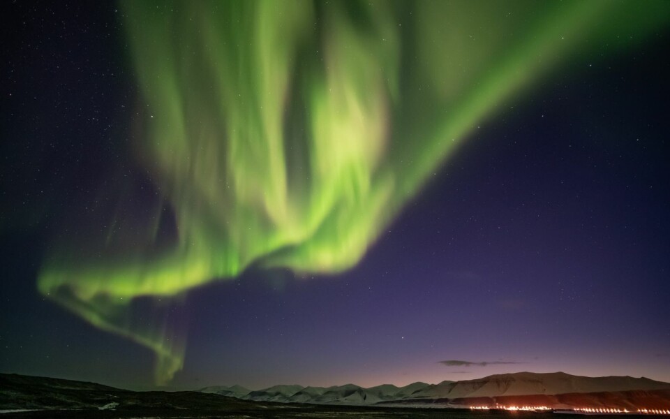 På dette bilde ser du Svea til høyre. Her er det brukt innstillingene: ISO 2500, Lukkertid 3,2 sec og F 2.