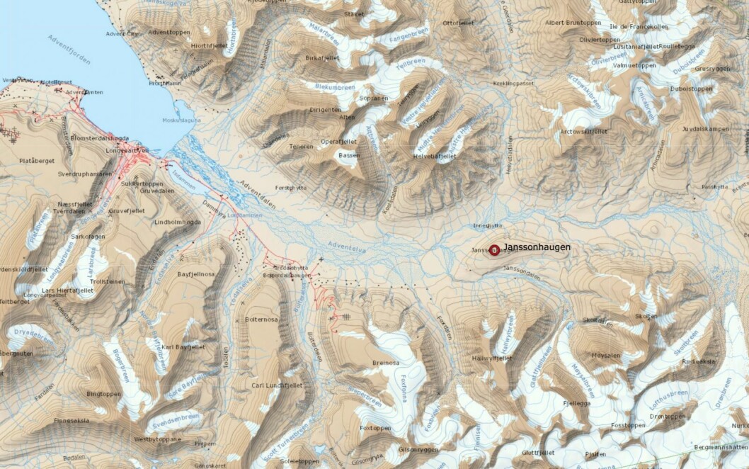 Isbjørnen har gått enda lengre østover den siste dagen. Isbjørnen har gått enda lengre østover den siste dagen.
