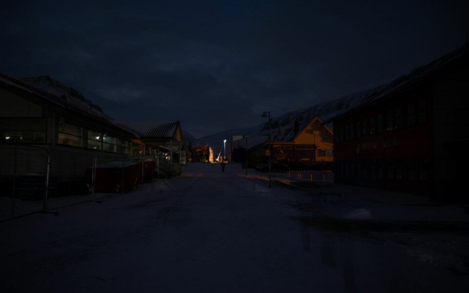 Strømbrudd i Longyearbyen. Sykehuset har nødstrøm.