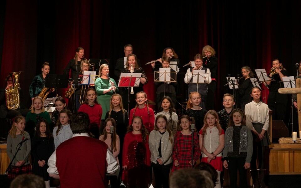 Sang julen inn på Huset