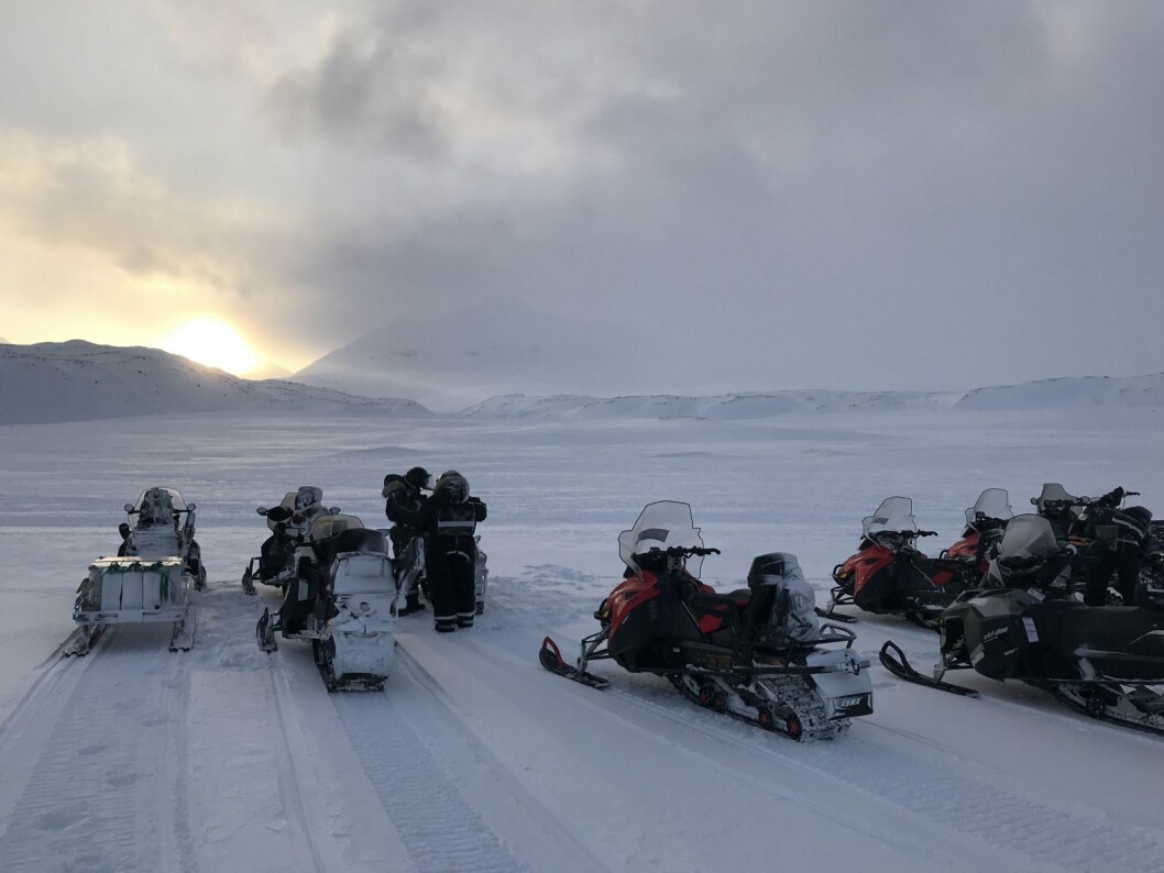 Longyearbyen lokalstyre planlegger drive-in for snøskutere. Longyearbyen lokalstyre planlegger drive-in for snøskutere.