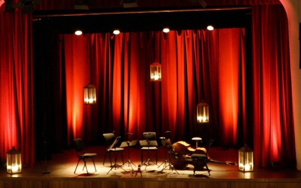 REISERESTRIKSJONER: Korona-restriksjoner stopper kammermusikere fra å komme til scenen i Huset og andre steder i Longyearbyen i år. REISERESTRIKSJONER: Korona-restriksjoner stopper kammermusikere fra å komme til scenen i Huset og andre steder i Longyearbyen i år.