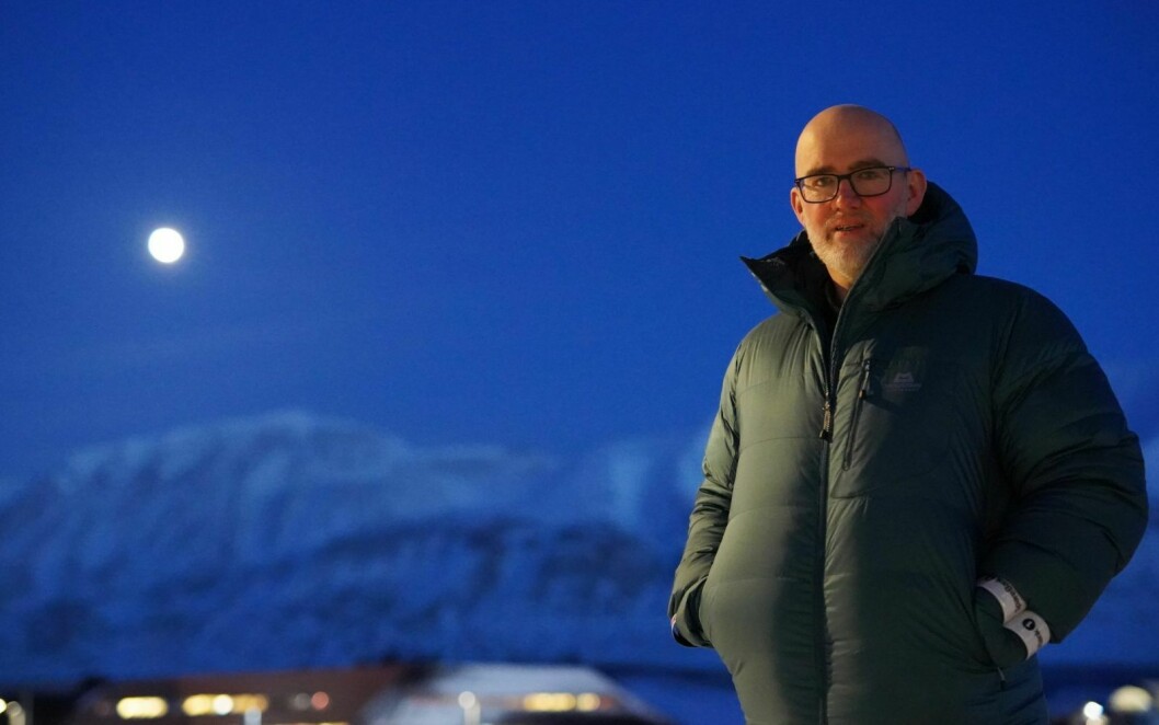 ORIENTERER POLITIKERNE: Daglig leder Ronny Brunvoll i Visit Svalbard orienterer torsdag kveld politikerne i lokalstyret om koronakrisens lokale konsekvenser.