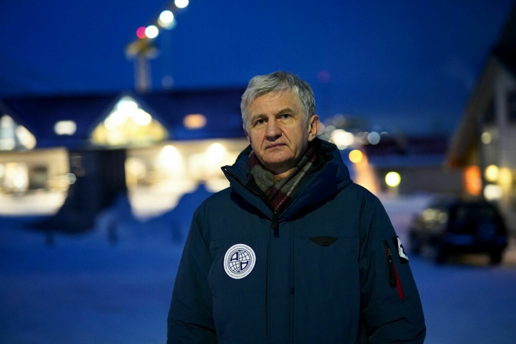PÅ INSPEKSJON: Lederen for russiske Artic and Antartic Reseach Insitute (AARI), Yuri Ugriumov måtte sette av lang tid før han kunne møte sine kolleger i Barentsburg.
