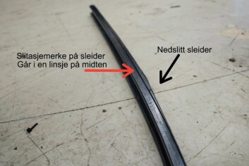 Sleider har et slitasjemerke på midten, som indikerer hvor slitt den er. Denne bør byttes når slitasjen når merket. Sleider har et slitasjemerke på midten, som indikerer hvor slitt den er. Denne bør byttes når slitasjen når merket.