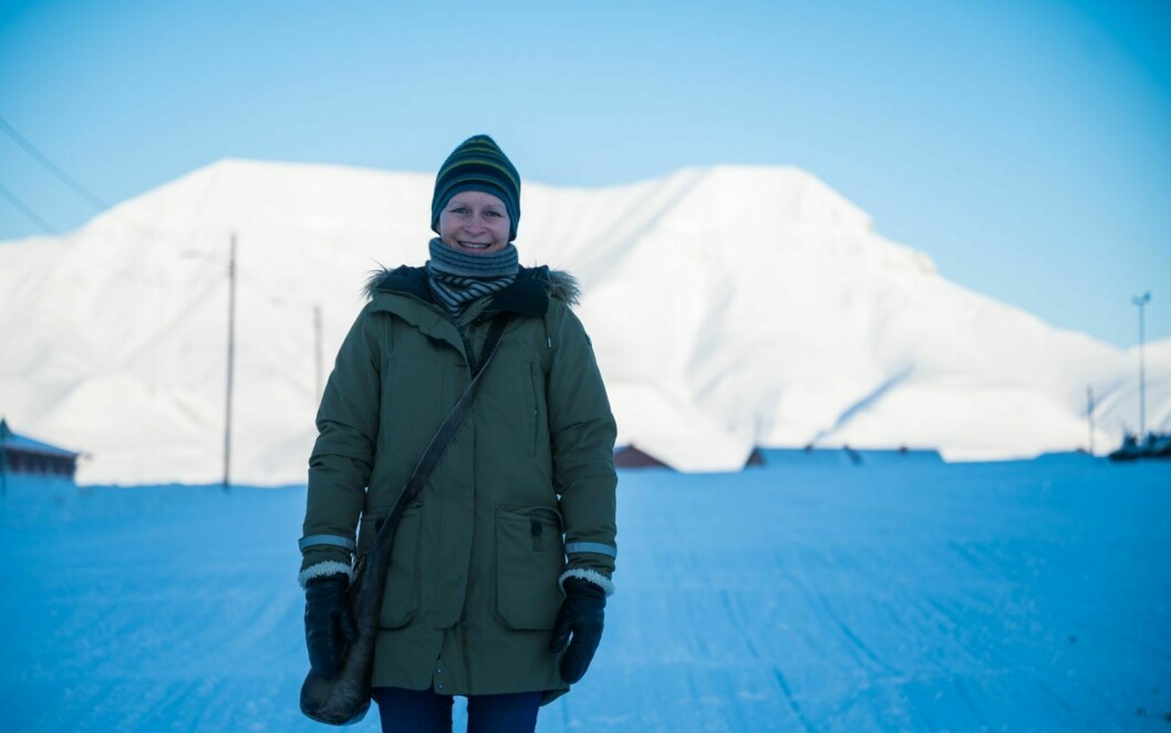 Blitt glad i svalbardlivet: Randi Garmann Lønrusten (54) flyttet til Longyearbyen for snart to måneder siden. Nok til at det føles naturlig å kalle det hjemme, sier hun.
