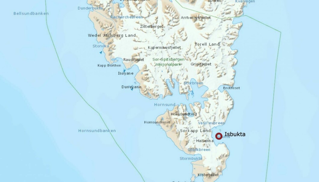 Møtte berges: Fire skiløpere måtte hentes av helikopter ved Isbukta sør på Spitsbergen.