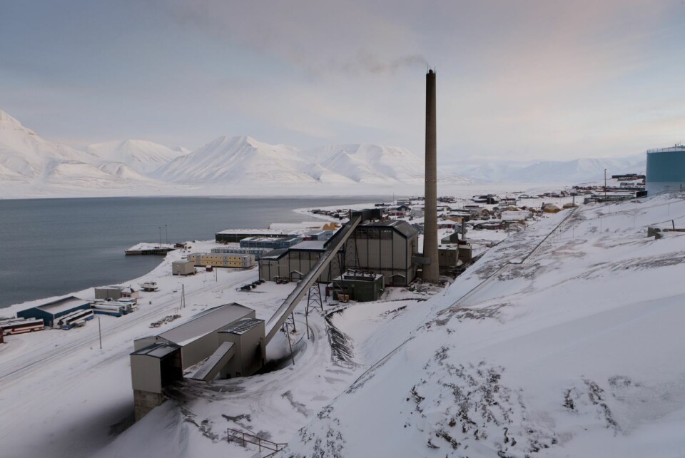 Lengre levetid: Et alternativ til å bygge et nytt energiverk i Longyearbyen, kan være å konvertere nåværende energiverk, som fortsatt trolig har minst 10-15 års levetid igjen Lengre levetid: Et alternativ til å bygge et nytt energiverk i Longyearbyen, kan være å konvertere nåværende energiverk, som fortsatt trolig har minst 10-15 års levetid igjen