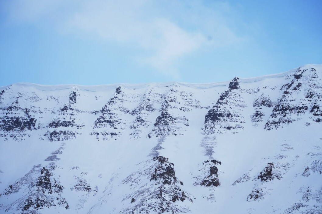 Skredfare: Skavlene på Gruvefjellet er fremdeles massive. Skredfare: Skavlene på Gruvefjellet er fremdeles massive.