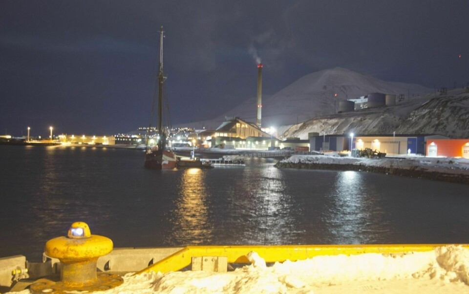 BEDRE OG BILLIGERE: De seks store offentlige aktørene i Longyearbyen skal etter planen tjene økonomisk på jobben Longyearbyen Havneeiendom skal gjøre.