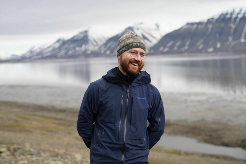 Fant seg til rette: Klima- og miljøminister Sveinung Rotevatn (V) var et stort smil da han åpnet Van Mijenfjorden nasjonalpark tirsdag.