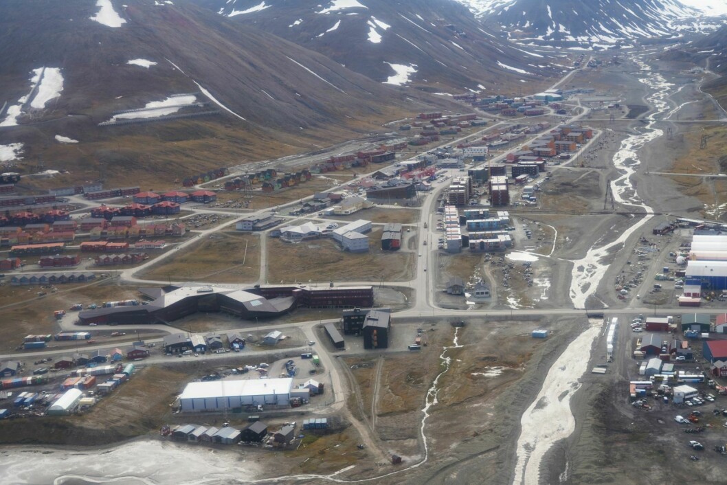 Et samfunn: Hvis Longyearbyen ikke er en kommune, må den også behandles deretter.