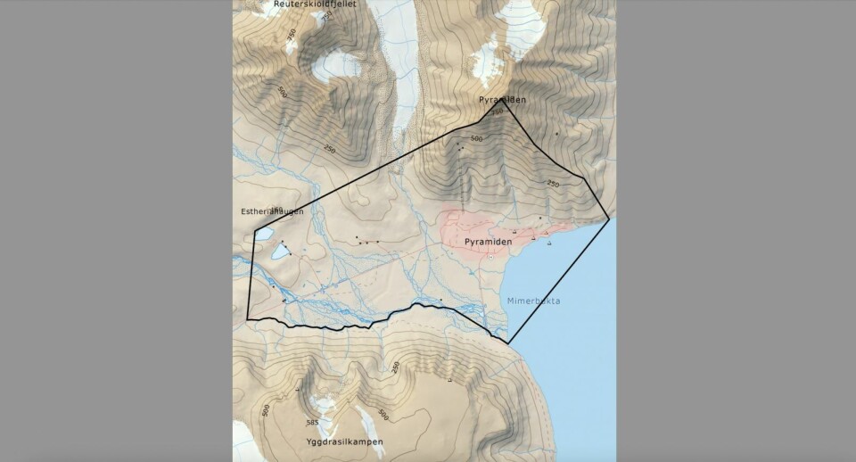 Kartet omhandler den nye skyteforbudssonen i Pyramiden. Fra juli er det også skyteforbud i og rundt Barentsburg og Vannposten på Svalbard.