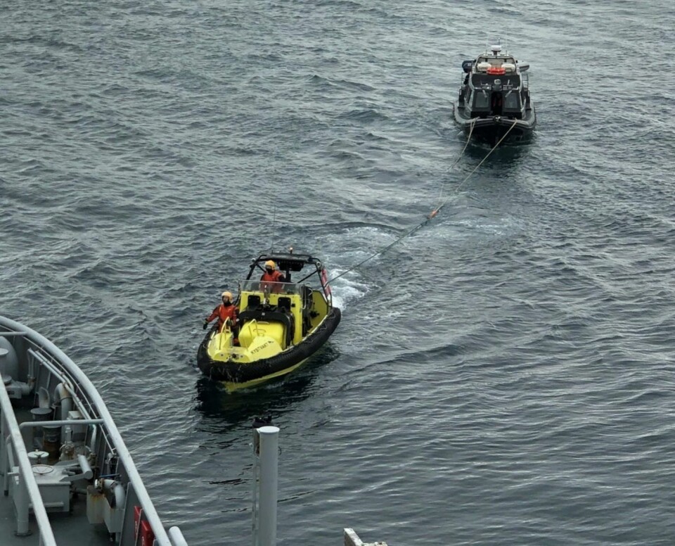 Kystvakta hjalp fritidsbåt i lett nød.