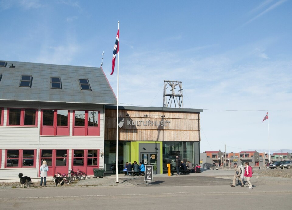 Det flagges den 14. august for å markere Svalbard-dagen.