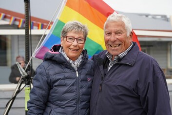 <strong class="nf-o-text--strong">Legende:</strong> Vibeke og Bernt Lie deltok på sin første Pride. Hun legendarisk kongereporter i NTB. <strong class="nf-o-text--strong">Legende:</strong> Vibeke og Bernt Lie deltok på sin første Pride. Hun legendarisk kongereporter i NTB.