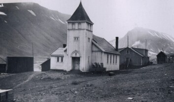 <strong class="nf-o-text--strong">Fig. 1:</strong> Vor Frelsers kirke 17. juli 1938. <strong class="nf-o-text--strong">Fig. 1:</strong> Vor Frelsers kirke 17. juli 1938.