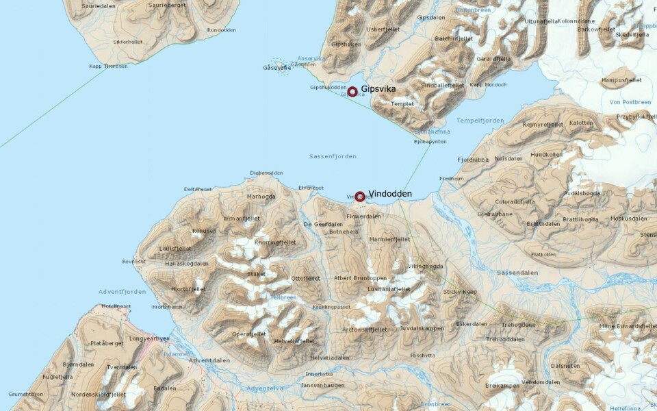Binna som ble jaget i går svømte mot Gipsvika. I dag har det kommet nye observasjoner om en mulig hannbjørn på Vindodden. Binna som ble jaget i går svømte mot Gipsvika. I dag har det kommet nye observasjoner om en mulig hannbjørn på Vindodden.