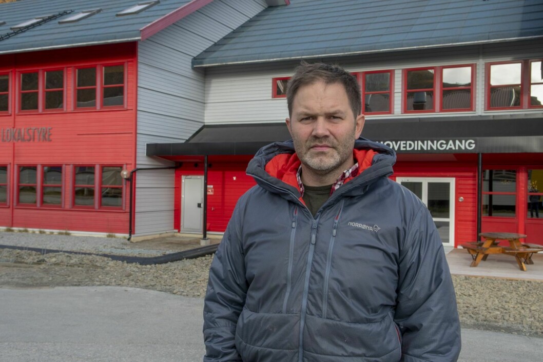 – Det eneste rådet jeg kan gi til folk som skal til Svalbard er at de tar seg god tid, sier lokalstyreleder Arild Olsen.