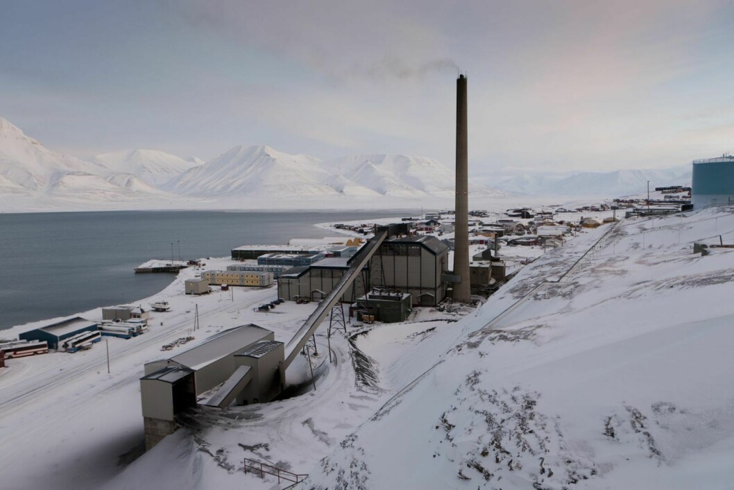 Framtid: – Etter vår oppfatning er tiden overmoden for en samlet gjennomgang av utvikling, status og hvordan Svalbard og Longyearbyen skal styres i framtiden, skriver artikkelforfatterne.
