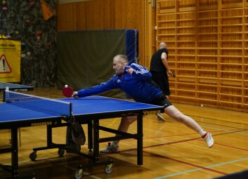 <strong class="nf-o-text--strong">Bordtennis:</strong> Ildsjel Ulf Kjelleberg deltok i bordtennis og viser god teknikk. <strong class="nf-o-text--strong">Bordtennis:</strong> Ildsjel Ulf Kjelleberg deltok i bordtennis og viser god teknikk.