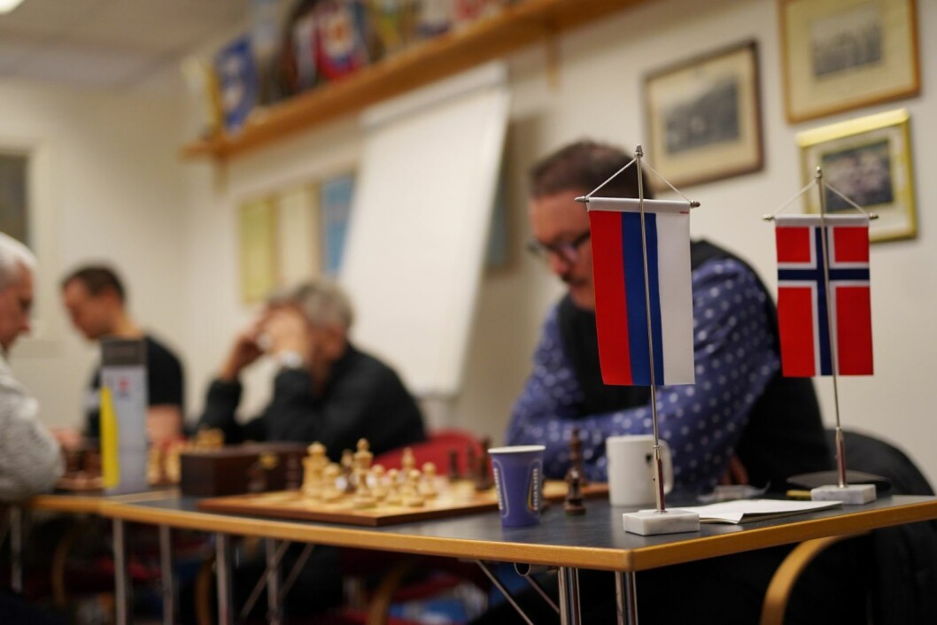 Vennskap: Sist helg var det vennskapelig kappstrid mellom Longyearbyen og Barentsburg. Vennskapet mellom de to byene har alltid stått sterkt. Vennskap: Sist helg var det vennskapelig kappstrid mellom Longyearbyen og Barentsburg. Vennskapet mellom de to byene har alltid stått sterkt.