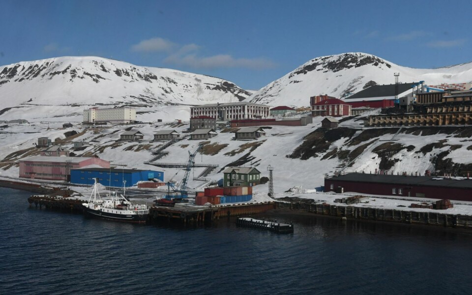 Reiselivsrådet skriver at de har fått kjennskap til at enkelte gjester vegrer seg mot å reise til Barentsburg og Pyramiden. Reiselivsrådet skriver at de har fått kjennskap til at enkelte gjester vegrer seg mot å reise til Barentsburg og Pyramiden.
