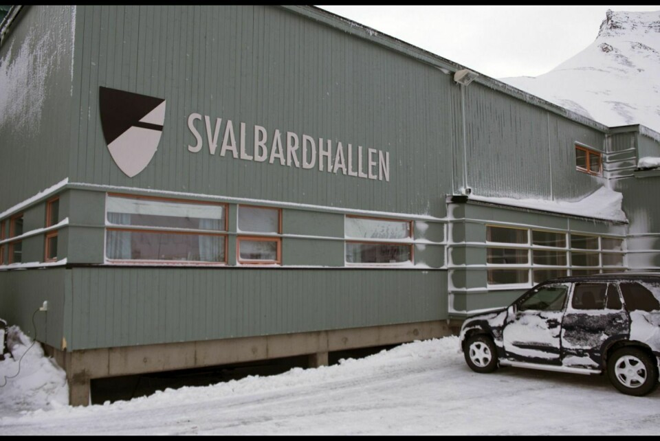 Tradisjonelt sett har ikke Svalbardhallen vært plaget av tyverier. Men de siste ukene har fire tilfeller blitt anmeldt.