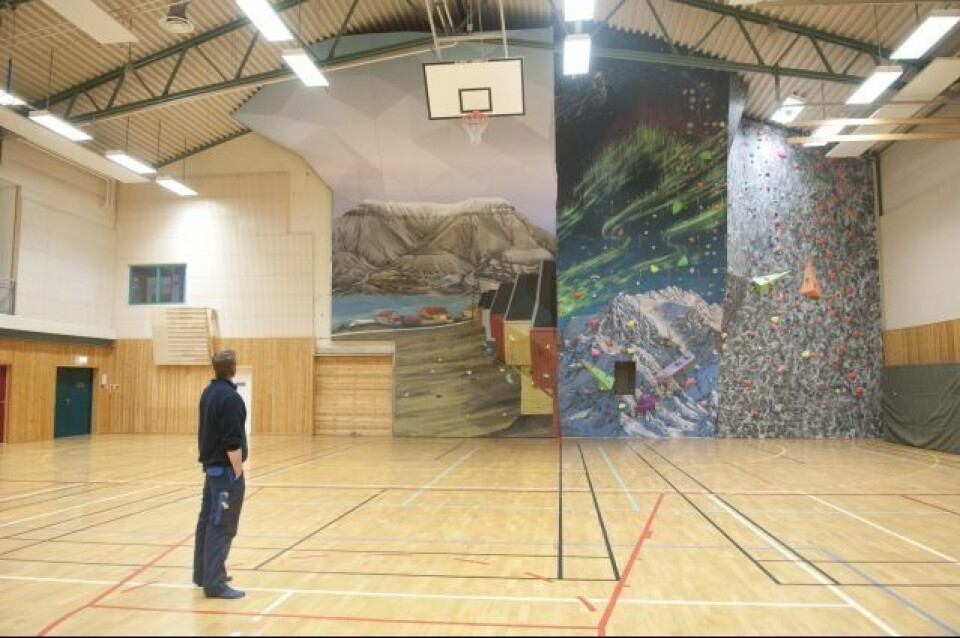 Det er investert mye i klatreveggen inne i Svalbardhallen. Arkivbilde.