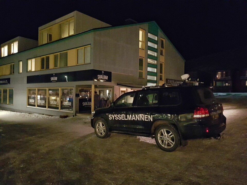Sjikanerte: Politiet måtte rykke ut for å fjerne en beruset mann på puben Svalbar.