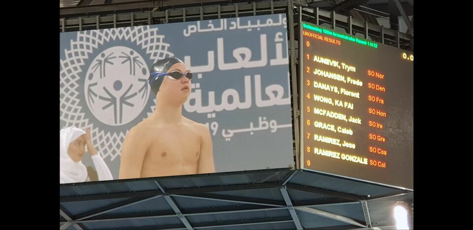 Trym Eide Aunevik svømte inn til en 6. plass på 100 meter bryst under Special Olympics i Abu Dhabi onsdag.