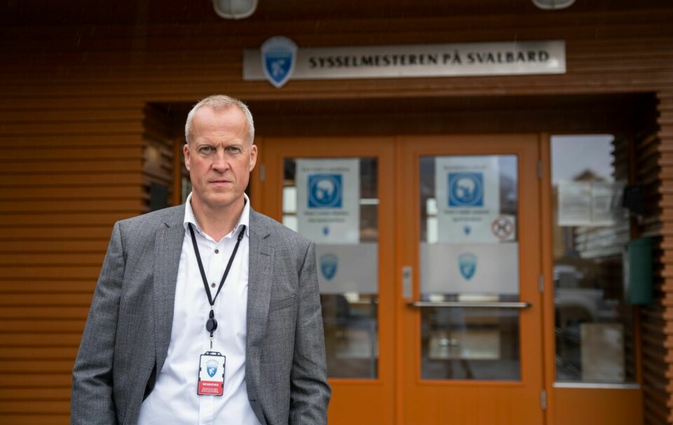 Sysselmester Lars Fause informerer om at beredskapsnivået for Svalbard foreløpig ikke er hevet.