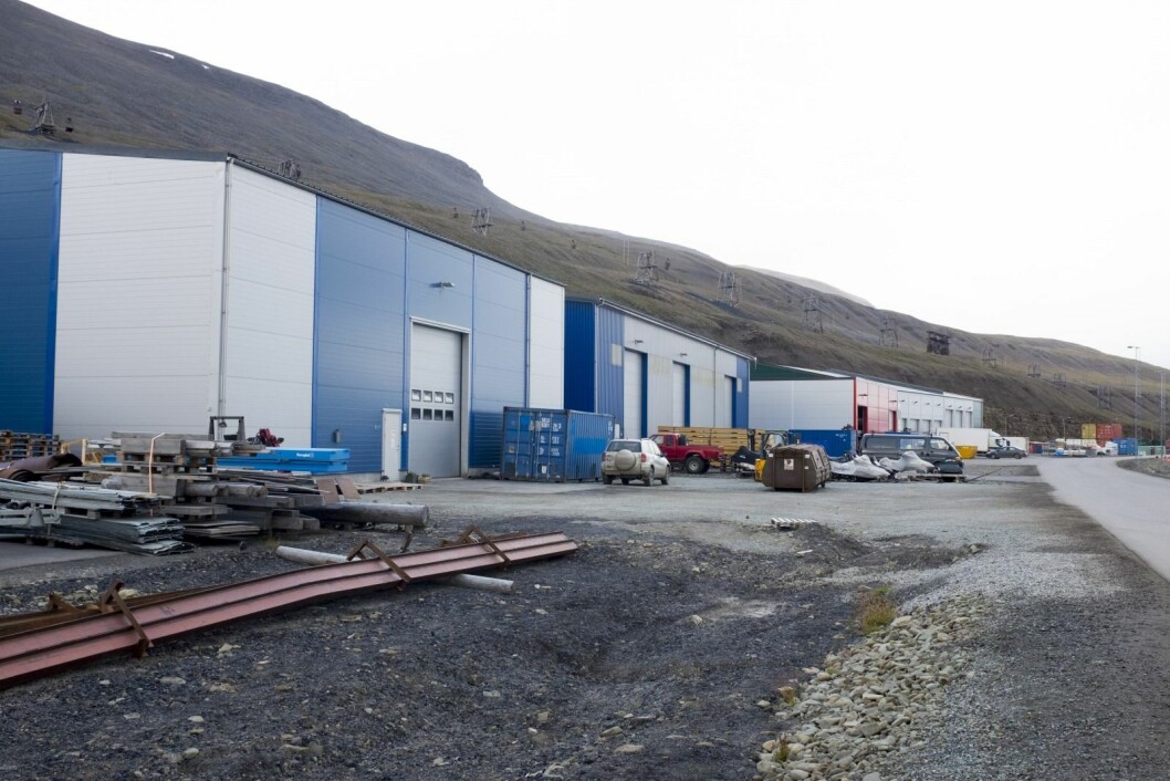 Området Svalbard Bryggeri (nærmeste bygg) ligger i er kun regulert for å brukes til industri og lagervirksomhet i den eksisterende arealplanen. Området Svalbard Bryggeri (nærmeste bygg) ligger i er kun regulert for å brukes til industri og lagervirksomhet i den eksisterende arealplanen.
