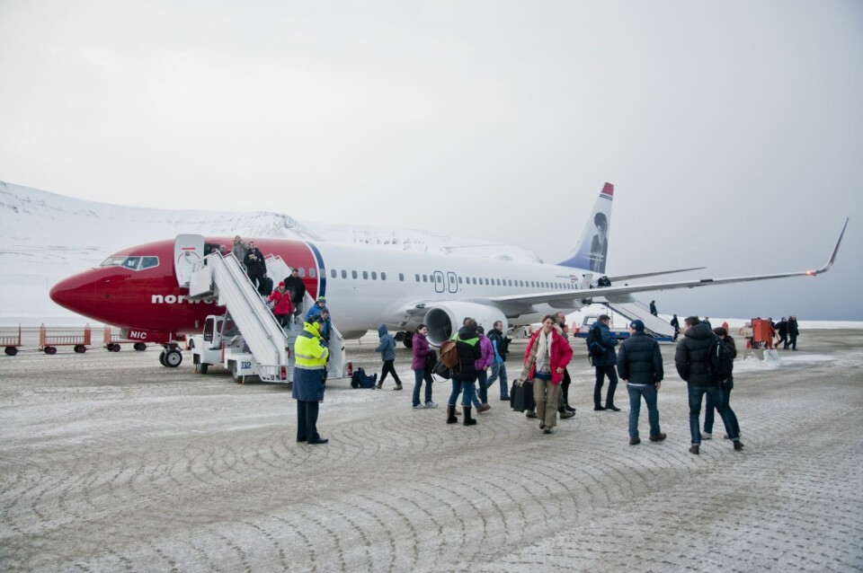 Direkteflyet fra Norwegian er ventet til Longyearbyen som vanlig mandag.