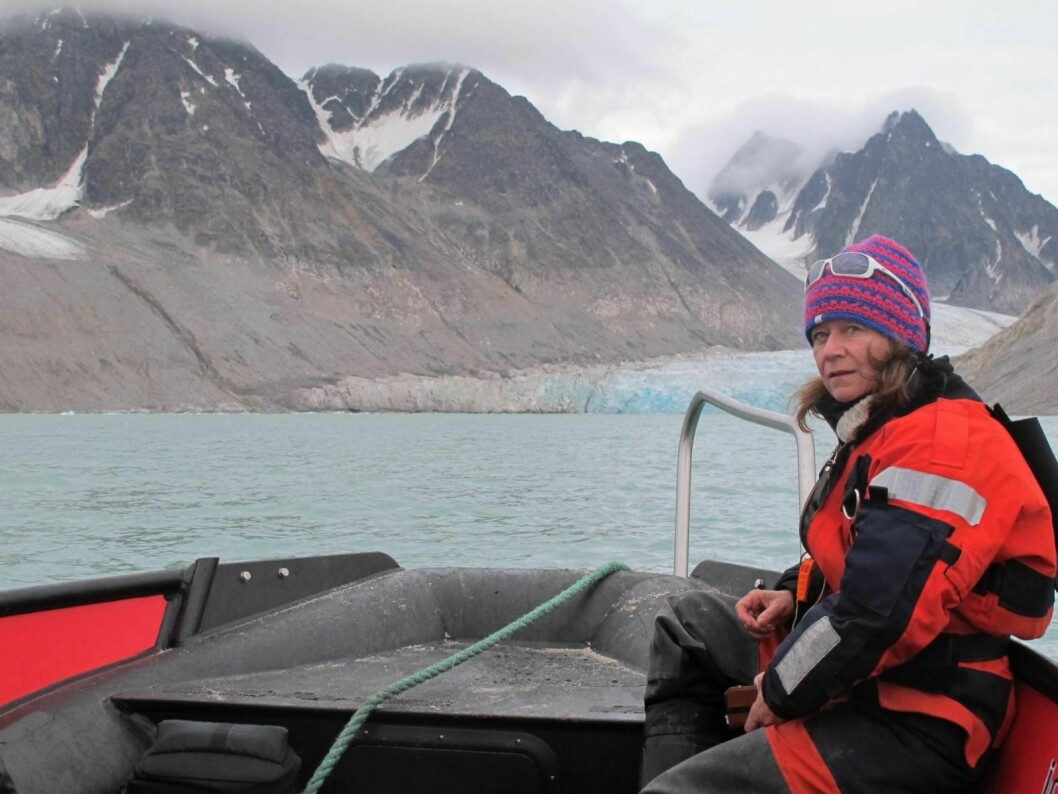 – GOD BEREDSKAP: Sysselmann Kjerstin Askholt mener beredskapen på Svalbard er så god den kan bli med den organiseringen de har i dag.  Skal det forbedres noe, bør man se på regelverket for skipstrafikken rundt Svalbard, mener hun.