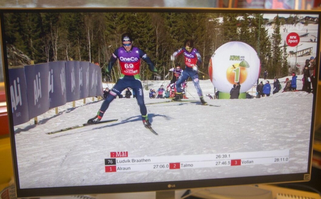NRK skal bort fra lisens og finansieres over skatteseddelen fra 2020. Mye tyder på at det betyr slutten på avgifter for å se på TV på Svalbard. NRK skal bort fra lisens og finansieres over skatteseddelen fra 2020. Mye tyder på at det betyr slutten på avgifter for å se på TV på Svalbard.