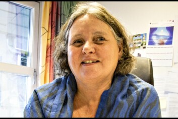 Solveig Oftedal på skattekontoret i Longyearbyen har ikke fått noe varsel om endring i svalbardskatten. Hun er i villrede om hva endringen i finansieringsordningen for NRK vil få å bety for svalbardianerne. Solveig Oftedal på skattekontoret i Longyearbyen har ikke fått noe varsel om endring i svalbardskatten. Hun er i villrede om hva endringen i finansieringsordningen for NRK vil få å bety for svalbardianerne.