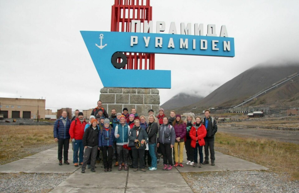 Svalbardkurset 2017 på besøk i Pyramiden.