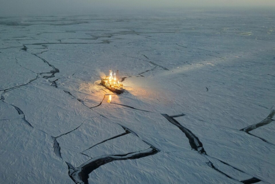 I ISEN: Forskningsskipet Lance frøs til i isen nordvest for Svalbard i januar og fulgte drivisen sørover til den smeltet utover våren. Underveis arbeidet forskere fra flere nasjoner og fagfelt med å samle data fra Polhavet, havisen og atmosfæren.